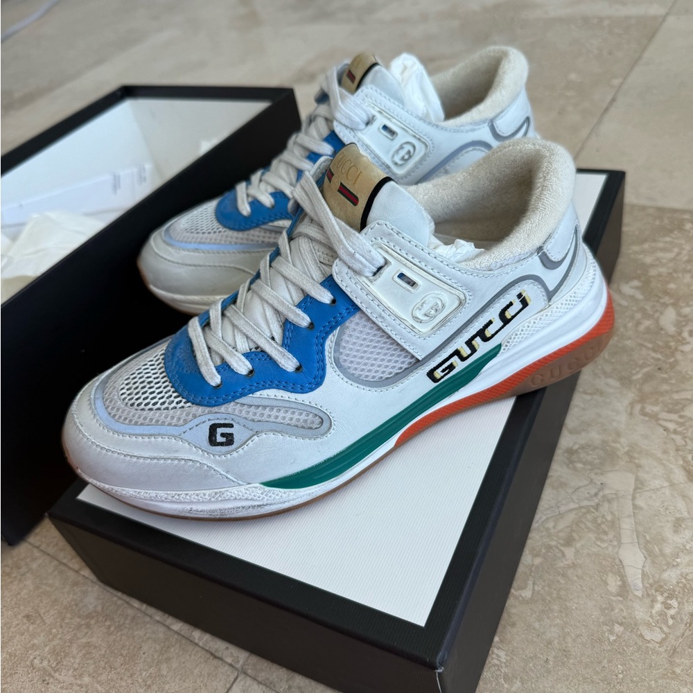 Gucci Sneakers Like New